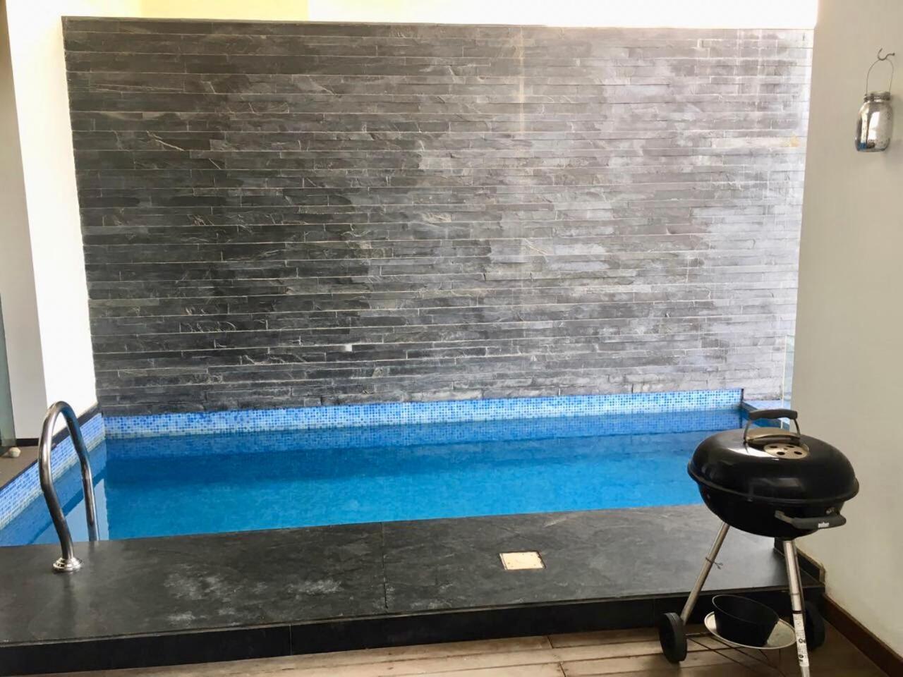 Infiniti Bay Private Pool Villa ดาโบลิม ภายนอก รูปภาพ
